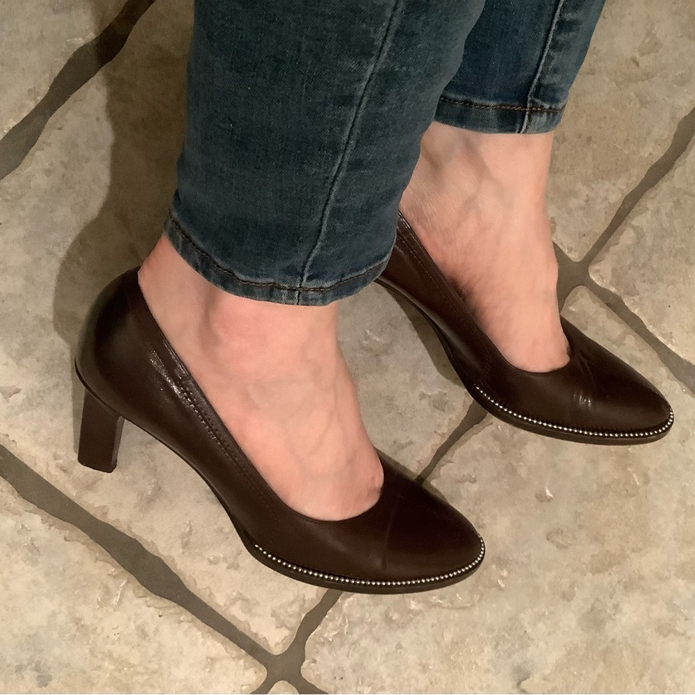 Giorgio Armani Brown Leather Silver Studded Pumps, 36.5 | 6 - Picture 10 of 10